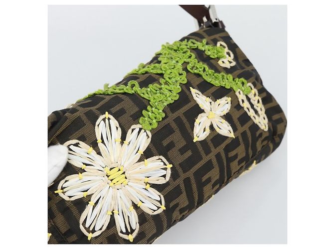 FENDI Zucca Canvas Flower Embroidery Mamma Baguette Marrone Argento Auth yk20688SM - vista 14