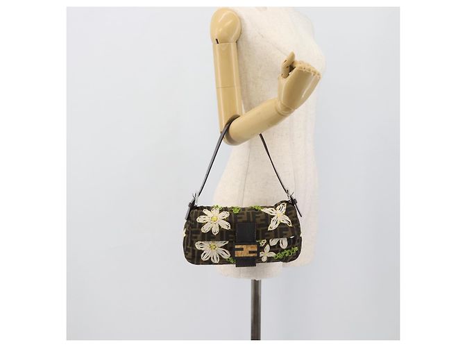 FENDI Zucca Canvas Flower Embroidery Mamma Baguette Marrone Argento Auth yk20688SM - vista 24