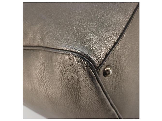 Borsa LOUIS VUITTON Gancini in pelle argento LV Auth ar14110 - vista 12