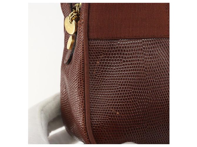 Borsa a tracolla Salvatore Ferragamo in pelle goffrata marrone e oro Auth 194054 D'oro - vista 15