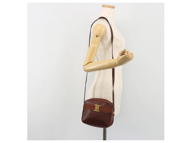 Borsa a tracolla Salvatore Ferragamo in pelle goffrata marrone e oro Auth 194054 D'oro - vista 22