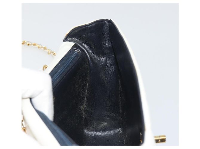 CHANEL Matelasse Chain Shoulder Bag Lamb Skin White Gold CC Auth 193136 Bianco D'oro - vista 19