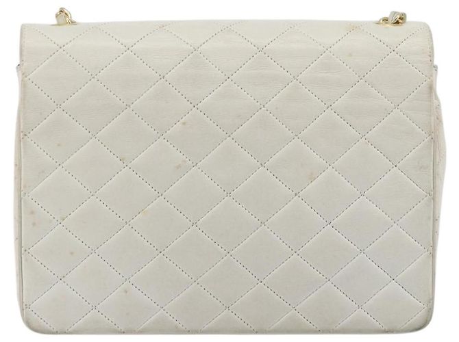 CHANEL Matelasse Chain Shoulder Bag Lamb Skin White Gold CC Auth 193136 Bianco D'oro - vista 3