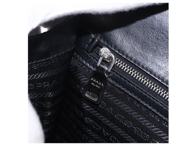 Saffiano Borsa a Spalla con Catena PRADA in pelle Safiano Nero Argento Auth ka5415 - vista 23