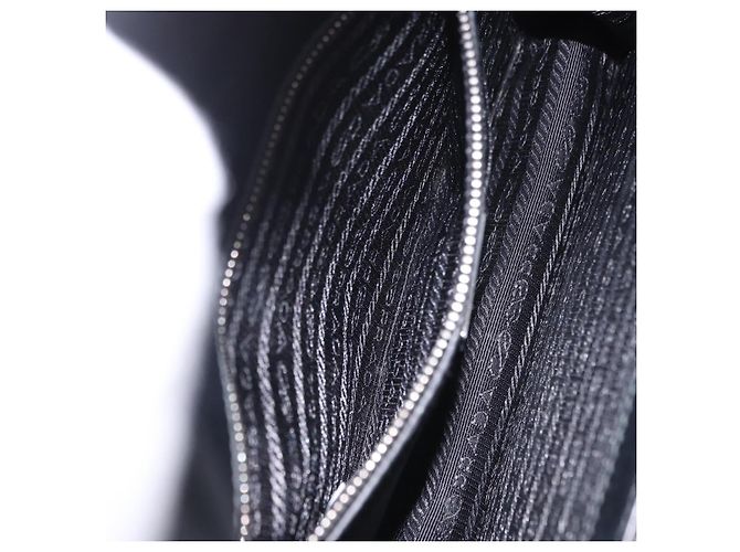Saffiano Borsa a Spalla con Catena PRADA in pelle Safiano Nero Argento Auth ka5415 - vista 24