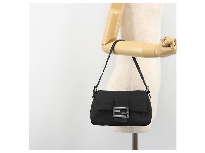 FENDI Zucchino Canvas Mamma Baguette Borsa a Spalla Nera Argento Auth ki6734M Nero - vista 24