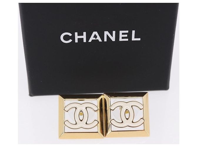 Orecchini CHANEL Metallo Tonalità Oro White CC Auth ar14117M Bianco - vista 11