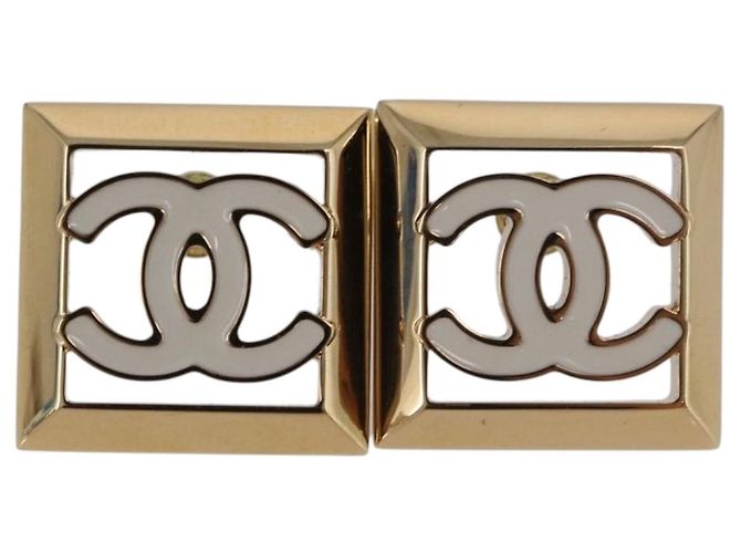 Orecchini CHANEL Metallo Tonalità Oro White CC Auth ar14117M Bianco - vista 2