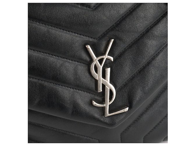 SAINT LAURENT - Borsa a tracolla Loulou Medium Saint Laurent in pelle liscia nera Nero - vista 5