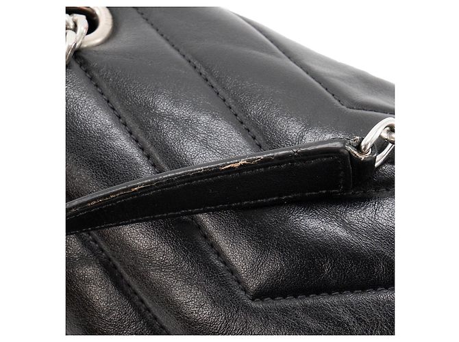 SAINT LAURENT - Borsa a tracolla Loulou Medium in pelle liscia nera Nero - vista 11