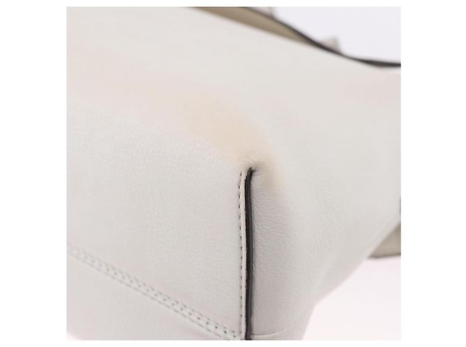 Borsa a Spalla FENDI in Pelle Bianco Argento Auth bs36311A - vista 16