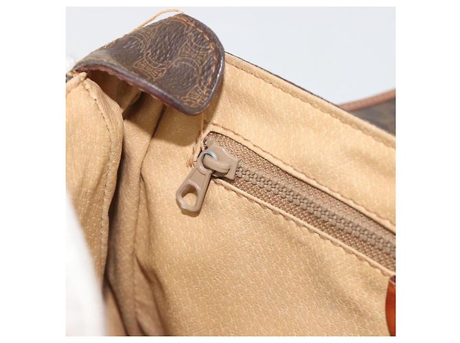 Céline Borsa a Spalla CELINE Macadam Canvas PVC Pelle Marrone Oro Auth 191139 D'oro - vista 20