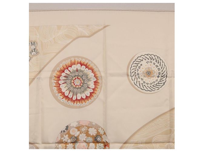 Hermès HERMES Carré 90 Foulard en soie Beige Auth ki6723M - vue 14