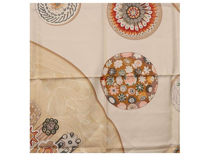 Hermès HERMES Carré 90 Foulard en soie Beige Auth ki6723M - vue 6