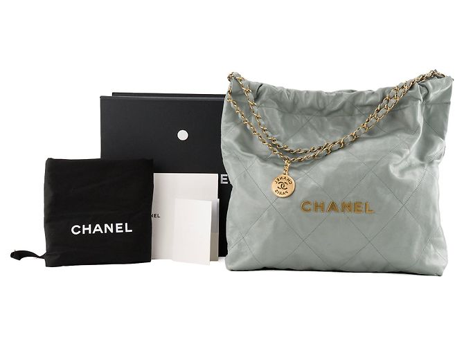 CHANEL - Borsa a tracolla Chanel 22 in pelle stropicciata blu/grigio - vista 14