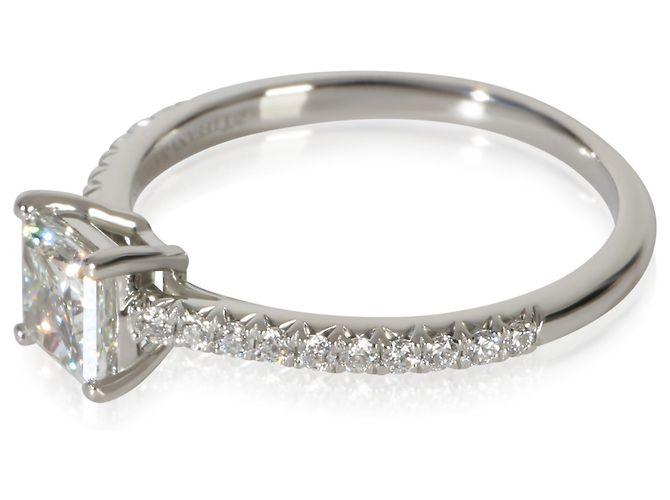 Anel de noivado Tiffany & Co. Novo com diamante Princess de 0.74 ct - vista 3