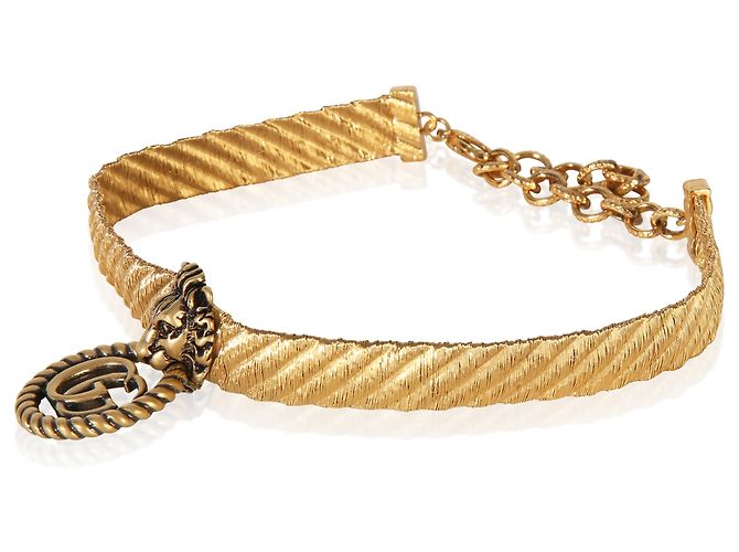 Collana choker Gucci con testa di leone e doppia G placcata in oro - vista 2