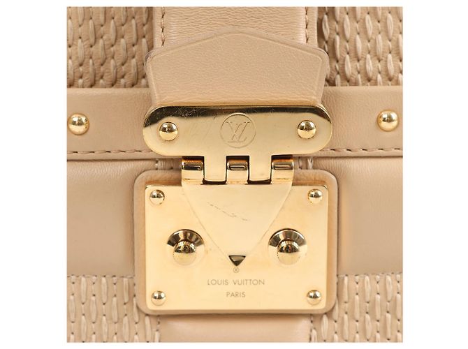 Louis Vuitton Troca MM Damier Quilt Crossbody Bag in Beige M59111 - view 6