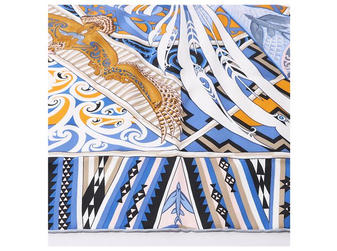 Carré 90 Hermès "Kawaora" in seta blu - vista 4
