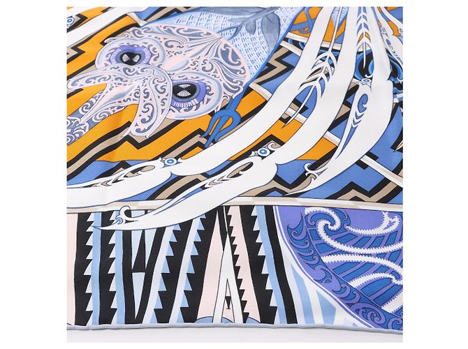 Carré 90 Hermès "Kawaora" in seta blu - vista 5