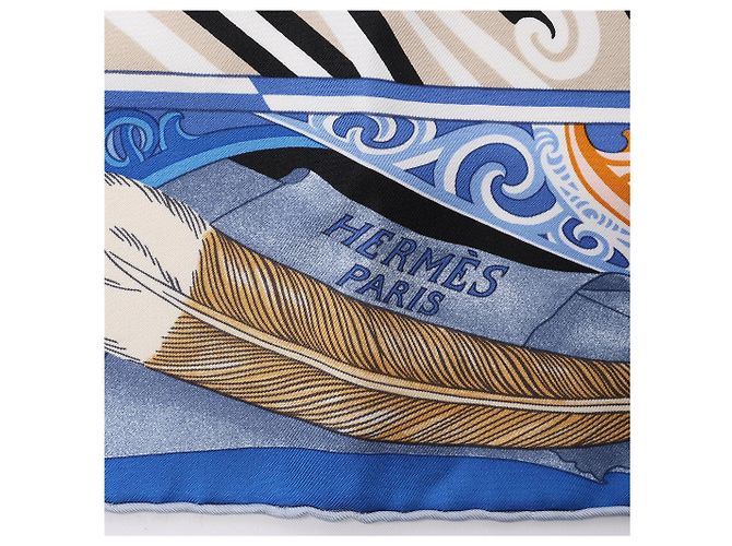 Carré 90 Hermès "Kawaora" in seta blu - vista 8