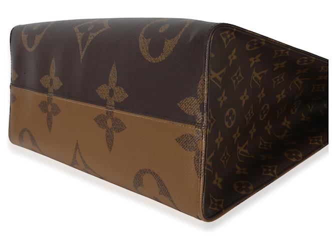 Louis Vuitton Reverse Monogram Canvas Onthego GM Marrone - vista 6