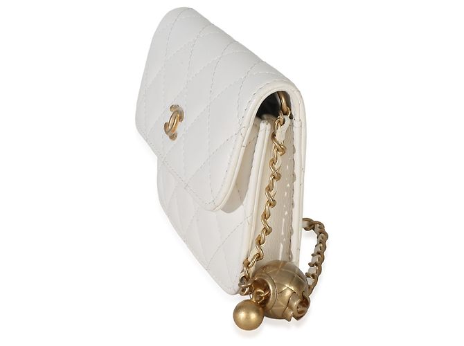 Gabrielle Clutch Chanel White Quilted Lambskin Pearl Crush Con Catena Bianco - vista 3