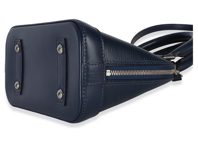 Louis Vuitton Alma BB in pelle Epi blu navy - vista 6