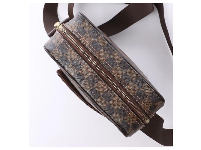 Borsa a tracolla Louis Vuitton Olav PM Damier Ebene N41442 Marrone - vista 6