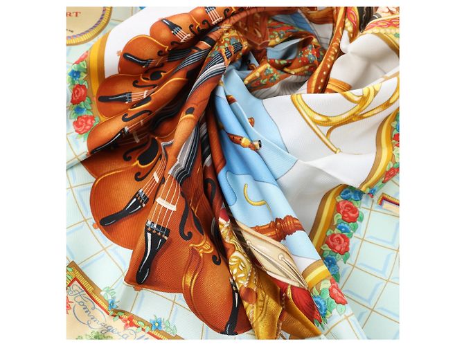 Foulard in seta Hermès Carré 90 "Hommage à Mozart" Rosso x Blu - vista 12