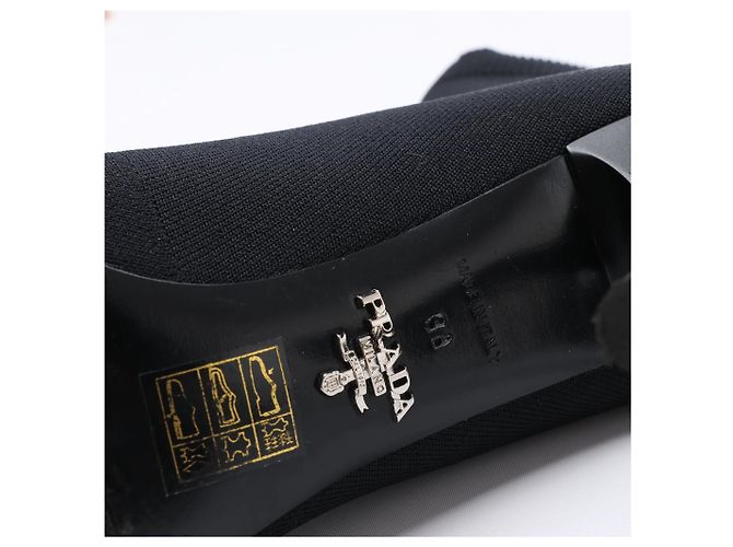 SOCK STIEFEL aus Leder und Stoff mit Prada Triangle Logo, Schwarz, Größe EU 38 - Ansicht 10