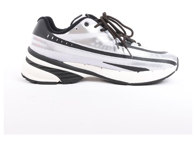 Baskets Diesel D-Airspeed Low-Striped en ripstop enduit Argent, Taille 43 EU Gris - vue 16