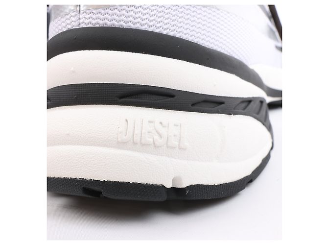 Baskets Diesel D-Airspeed Low-Striped en ripstop enduit Argent, Taille 43 EU Gris - vue 8