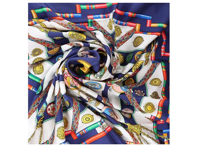 Foulard in seta Hermès Carré 90 "Petite main" blu navy - vista 16