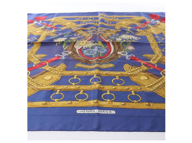 Foulard in seta Hermès Carré 90 "AUX CHAMPS" Blu Navy - vista 10
