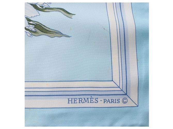 Hermès Carré 90 "Quai aux Fleurs" Seidentuch in Hellblau - Ansicht 10
