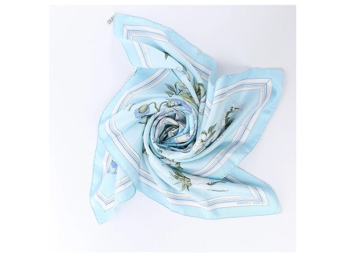 Hermès Carré 90 "Quai aux Fleurs" Seidentuch in Hellblau - Ansicht 13