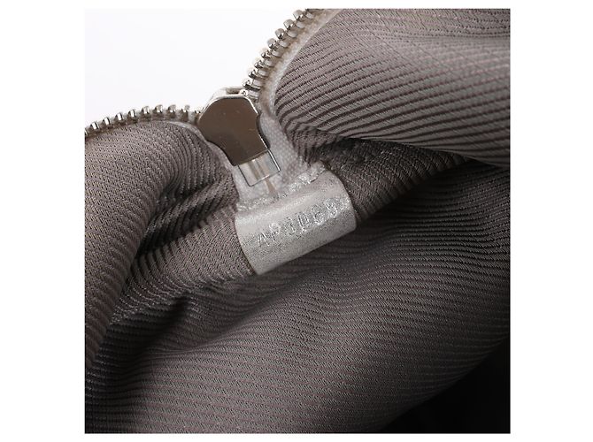 Borsa a tracolla Louis Vuitton Comete Limited Edition Monogram in Argento Scintillante Grigio - vista 10