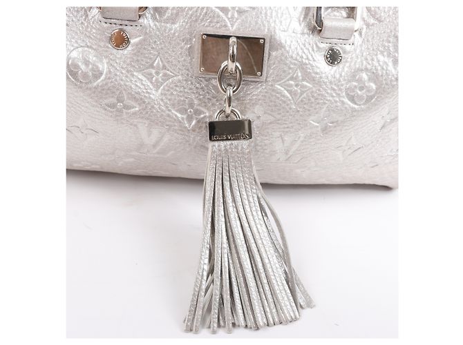Borsa a tracolla Louis Vuitton Comete Limited Edition Monogram in Argento Scintillante Grigio - vista 7
