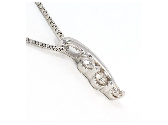 Autre Marque Collana con pendente in oro bianco 18K e diamanti D'oro - vista 2