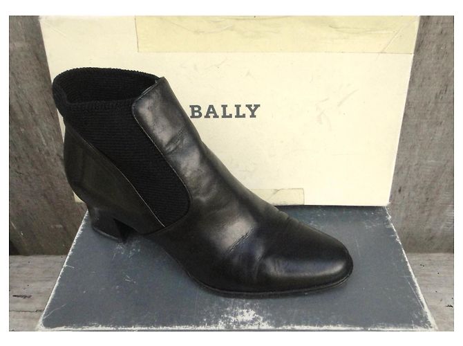 Bally Botines de cuero negro - vista 6