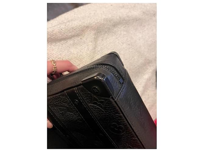 Louis Vuitton Handle soft trunk Noir - vue 12