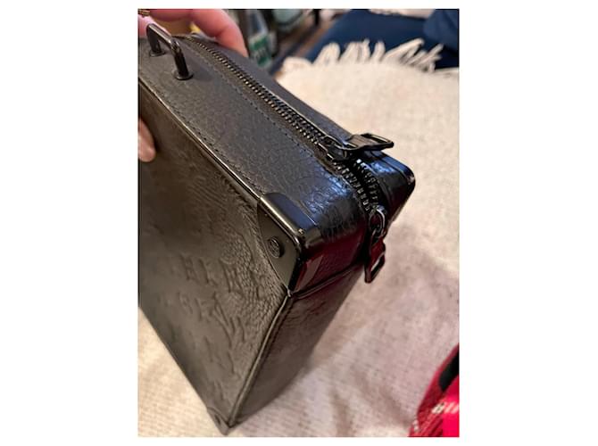 Louis Vuitton Handle soft trunk Noir - vue 6