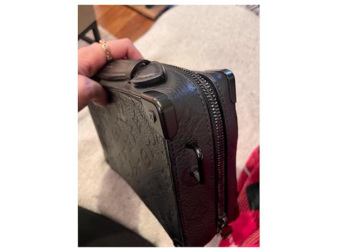 Louis Vuitton Handle soft trunk Noir - vue 8