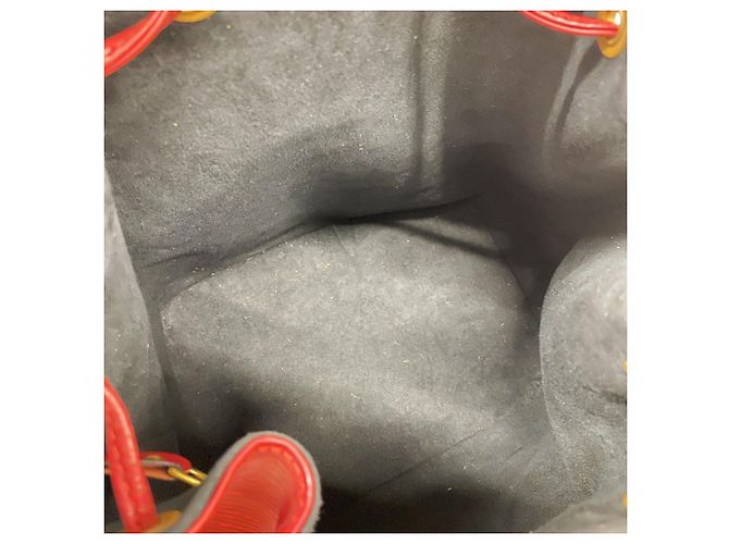 Noe Borsa a Spalla Louis Vuitton Epi Petit Noé Rosso - vista 4