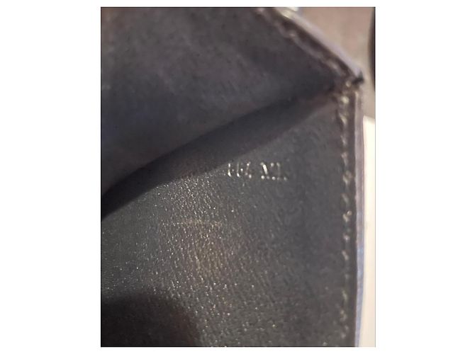 Louis Vuitton Pochette Epi in pelle nera Nero - vista 12