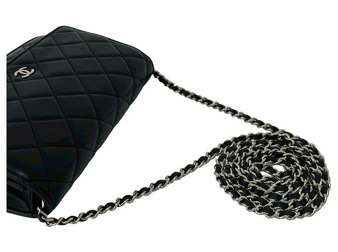Timeless Borsa a tracolla Chanel Matelassé in agnello Nero - vista 4