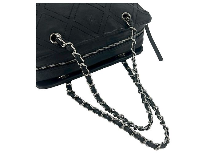 Borsa a tracolla tote Chanel Coco Mark in pelle di vitello Nero - vista 4