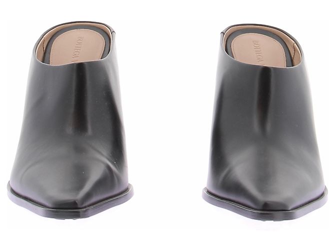 Bottega Veneta Mule a punta nera Nero - vista 3