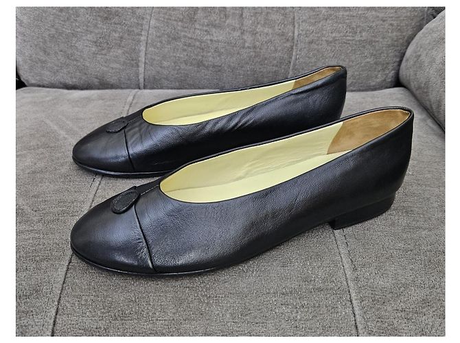 Chanel Bailarinas de cuero negro - vista 3
